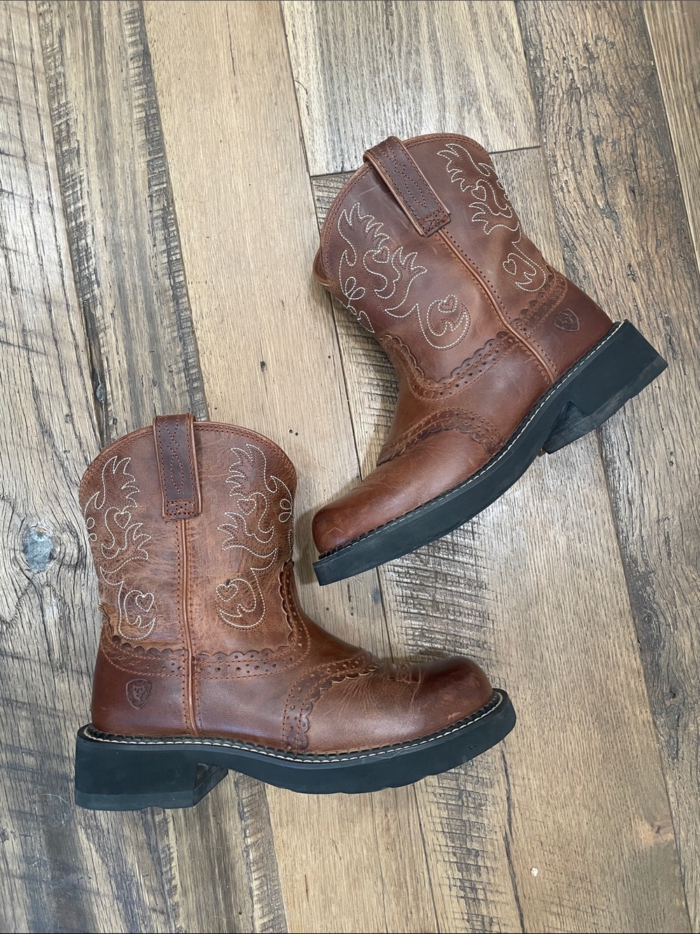 Ariat Fatbaby Saddle western boots Wm 7.5